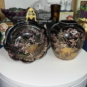 Vintage Hand Made Japanese Black/Gold Vase & Bowl Set Black w/Gold Peonies